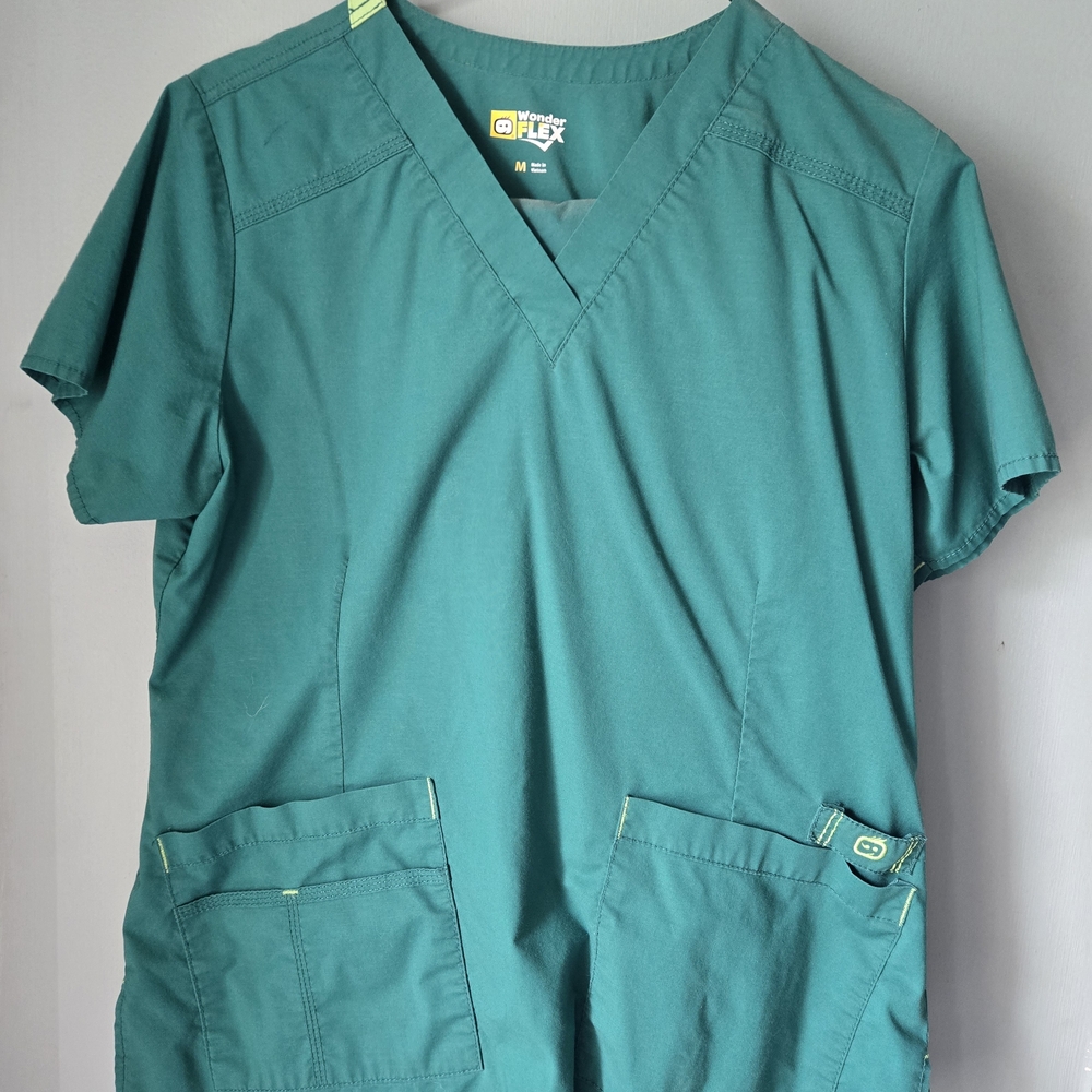 WonderWink Women's Scrub Top in Teal
